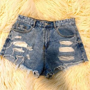 High waisted distressed denim jean shorts size M